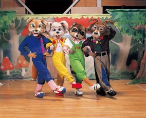 オーディション [福岡]マスクプレイミニシアター「僕らのおうち」出演者募集 子供達に、着ぐるみによる生のお芝居を楽しんでもらっています。 主催：劇団メルヘン王国、カテゴリ：舞台